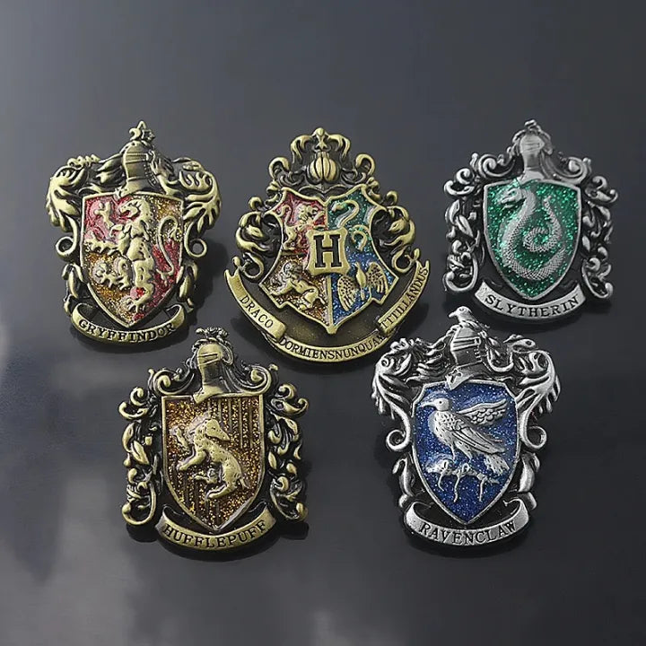 HARRY POTTER METAL BROOCH