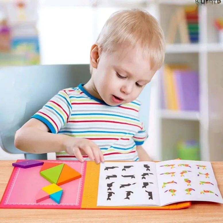 WOODEN MAGNETIC TANGRAM