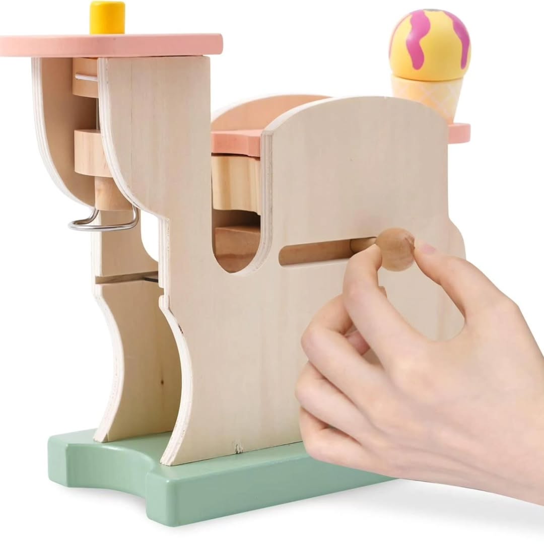 WOODEN ICE CREAM MACHINE